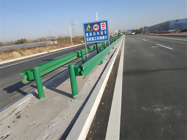 苏州公路护栏守护安全横跨多个行业的应用